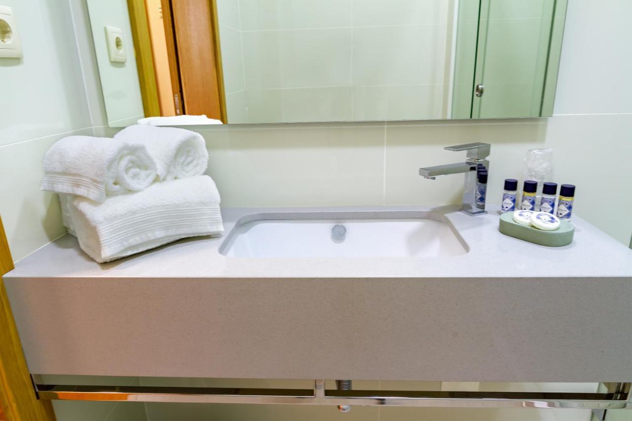 Boutique Mouras Bed & Breakfast Mondim de Basto Luaran gambar