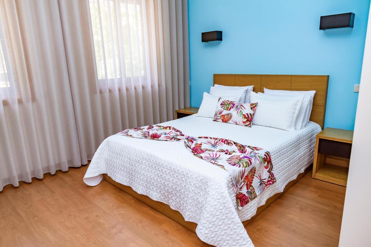 Boutique Mouras Bed & Breakfast Mondim de Basto Luaran gambar